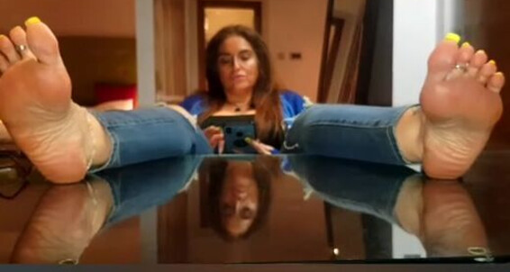Mistress Cindy - Your Clip Viewing To Thank Hotel Ukfoot Onlyfans Exclusive Mistress Min 10 Big Ignore A I Just Want Youp Say Pleasure For