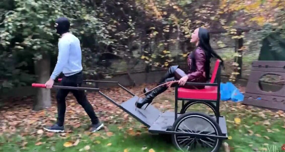 Evil Woman, Video: Carriage Queen An 12 2024 Evil 28 Perfect For Woman 720P