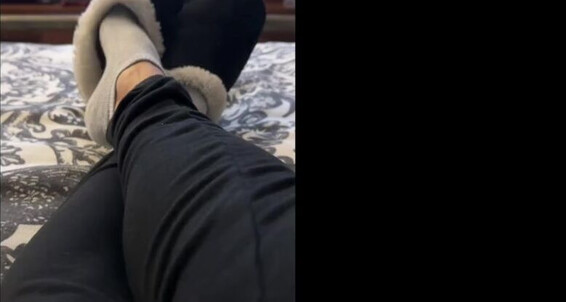 Cover Jamiedaniels Onlyfans Time To Relax And Watch Hockeyp