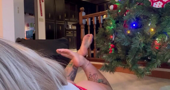 Cover Thefantasychest Onlyfans The Perfect Time For Your Present 50 Off Subs Available Until Jan 5Th Sometimes Being Mr 1P