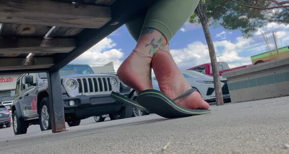 Thefantasychest - You Cutep A Noticed Me Sitting In Bench Sided Onlyfans Park My Feverishly At Sexy Playing Feet When Double