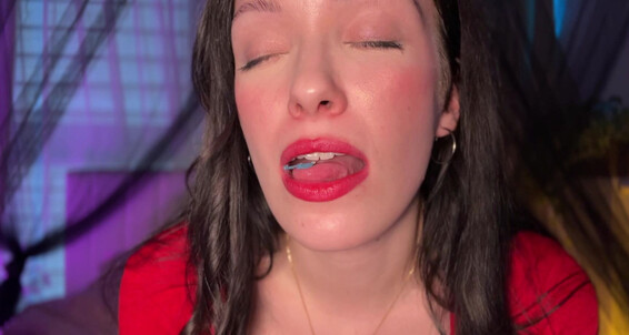 Adria Nite - Play Mouth And Nite Adria Giantess Gentle