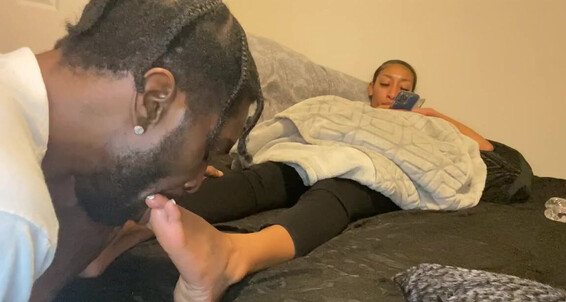 Enjoyyourfetish - 2P Tenlittoes Onlyfans Sucking Part