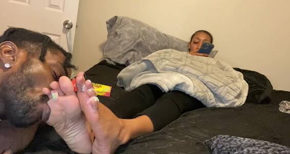 Enjoyyourfetish - Tenlittoesp Sucking Onlyfans