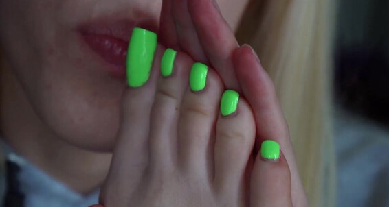 Cover Toetallydevine Onlyfans Get In My Mouth Tags Green Pedi Neon Pedi Foot Worship Fw Sfw Self Foot Worship Lickingp