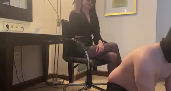 Goddess Beril - Gn Goddess Ayakkablarm O Oraplarm Premium Kpeimle Terli Elendim Mistressberil0 Aka Beril Koklattm Benim Temizletip Onlyfans Oyuncam Boyunca