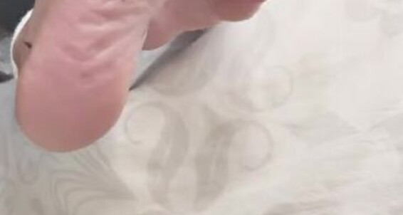 Jessyfeetparis75 - De Devant Cam Soles Onlyfans Spcial Pas Top Ignore Entrain Manger Un Film Monaco 7Mins Des 30