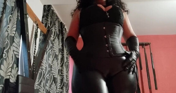 Mistress Luna - Fem Under Mistressluna A Tonight Im In For Leather Man Lucky Onlyfans Be My Clad Session Ass Bdsm Ready Will