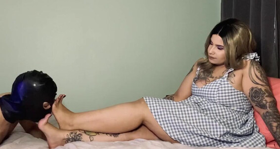 Sweetfeetsy - Shlongandbongs Come He My Saw New Pedi Had To Worship Onlyfans