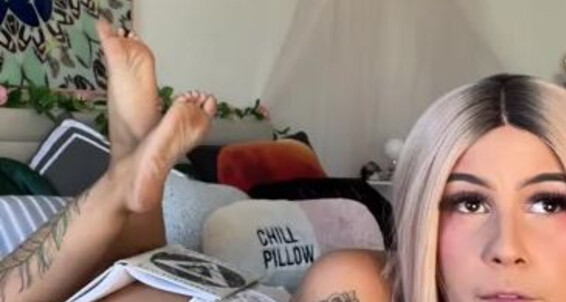 Cover Sweetfeetsy Onlyfans Pov You Come Home Early To Surprise Your Dad But Walk In On Your New Step Mom