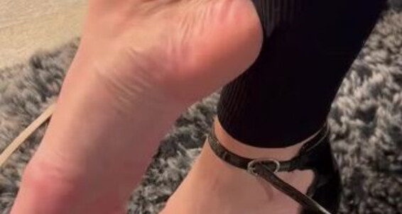 Germangirlnextdoor95 - Nails And Heels Stuff Some With Onlyfans Red Old