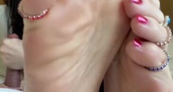 Cover Jennysfeet Foot Fetish 03 18 2024 Onlyfans Video Youve Had A Long Hard Day