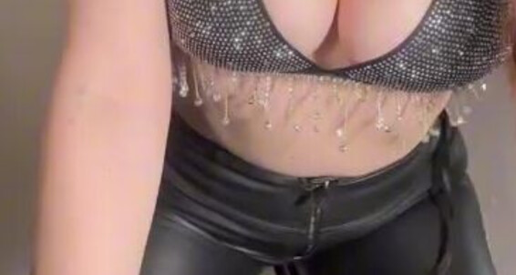 Lady Kira - Lady Wieder Dringend Ntig Platzzuweisung Aka 2024 Kmoneydom 02 War Onlyfans Eine Mal 01 Kira