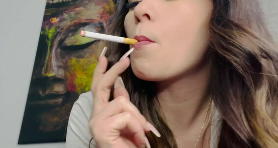 Lady Kira - Spitting Queen Onlyfans Aka Smoking Kira Kmoneydom Lady Jqt