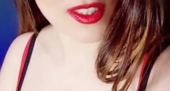 Goddess Kate - Goddess Onlyfans Aka Katealexis Pets Vid Z Hello Kate
