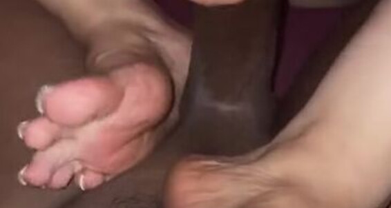 Iloveherfeettt - Party To Had 1 F As Heard Bossypaws Onlyfans Those Perfect Jaysfeetxo Was I Gonna At Be Soon See Knew