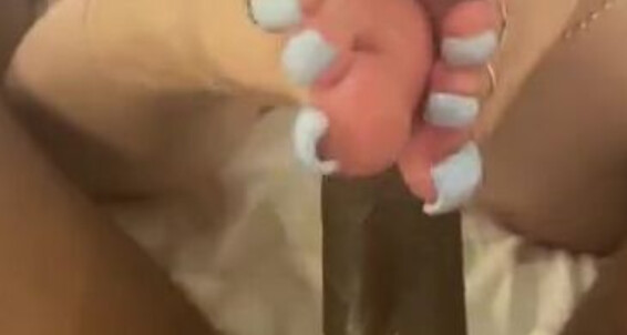 Cover Iloveherfeettt Onlyfans Finally Got To See Keepthemprettyx And Her Sexy Long Toenails Againi Can Honestly Say This Footjo