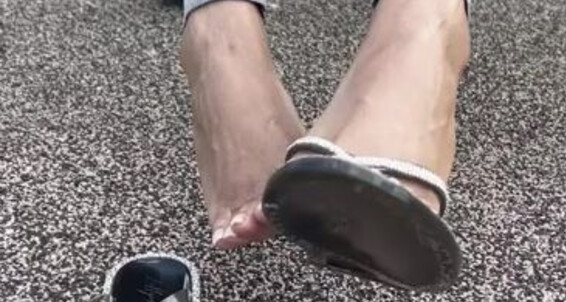 Queenjodiieetoes - How The Below Onlyfans Aka Prettyfeetonly1800 From View Down S