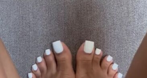 Queenjodiieetoes - You Up Onlyfans Aka Prettyfeetonly1800 From A Nap See Waking Imagine These