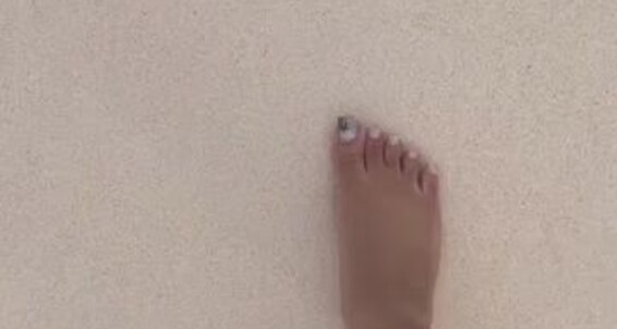 Queenjodiieetoes - The Onlyfans Aka Prettyfeetonly1800 Loving Sand Water