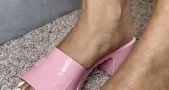 Queenjodiieetoes - Looks Good Onlyfans Aka Prettyfeetonly1800 Pink