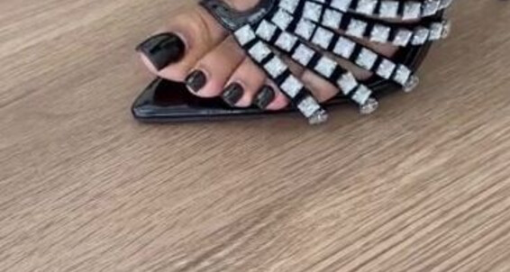 Queenjodiieetoes - Show Walking Onlyfans Aka Prettyfeetonly1800 A Bday Next Pedi Stopper Around Week Like