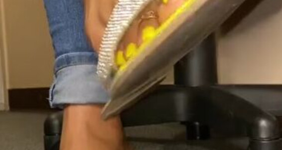 Queenjodiieetoes - Little Look A Prettyfeetonly1800 Aka You Here Thirsty Onlyfans