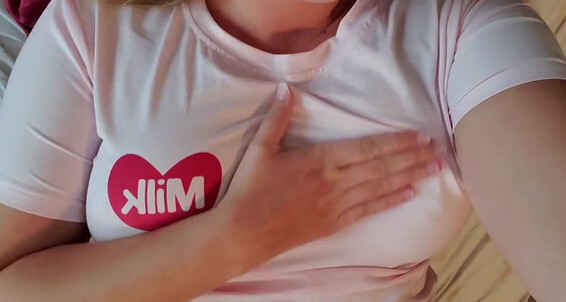 Lisa Asmr - And Rubbing Milk Shirt Onlyfans Asmr Scratching Lisaasmr