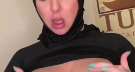 Cover Fairuzapersiana Onlyfans Video 2547