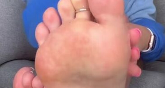 Petite Feet Penelope - Onlyfans Aka Feet Sock Removal Petite Joi Penelopestootsies739 Penelope