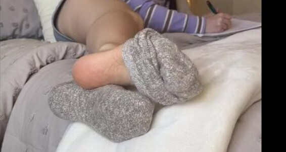 Petite Feet Penelope - And Onlyfans Aka Feet Sock Removal Petite Tease Penelopestootsies739 Penelope