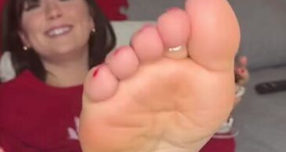 Petite Feet Penelope - You Catch Stoking Soles I Staring Petite Aka Obsessed While With To Onlyfans My Husband S Penelopestootsies739 Trying Feet That Am Your Penelope