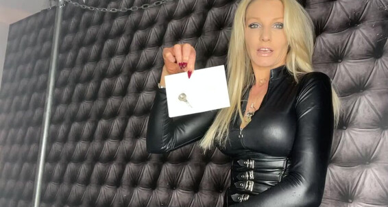 Cover Ladydarkangeluk Onlyfans Another One Locked Away Oh How I Love