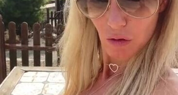 Cover Ladydarkangeluk Onlyfans Arrived At My Moms House