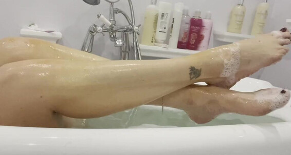Lady Dark Angel - Time Bath Onlyfans Ladydarkangeluk