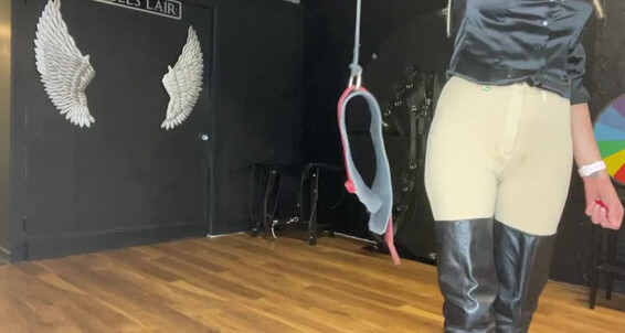 Lady Dark Angel - Come On Onlyfans Ladydarkangeluk Dogs Little Puppy