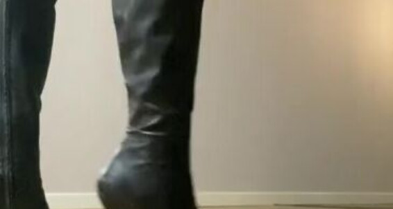 Lady Dark Angel - You Belong Floor Them The Boots On Onlyfans Me Follow Weekend Ladydarkangeluk Worship My Where Kiss Into