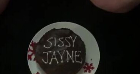 Lady Dark Angel - Jayne Her Birthday Toes My Full Clip Sissy Eating Onlyfans Ladydarkangeluk Cake Off Of