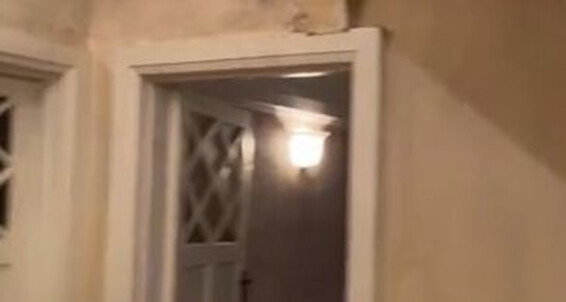 Lady Dark Angel - House Entrance Looks Hall Onlyfans Update Right Like My Ladydarkangeluk Now What