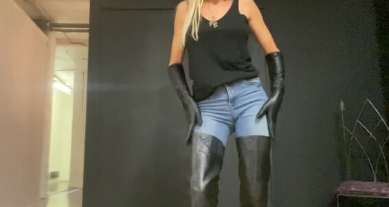 Lady Dark Angel - Onlyfans Ladydarkangeluk Moreboots