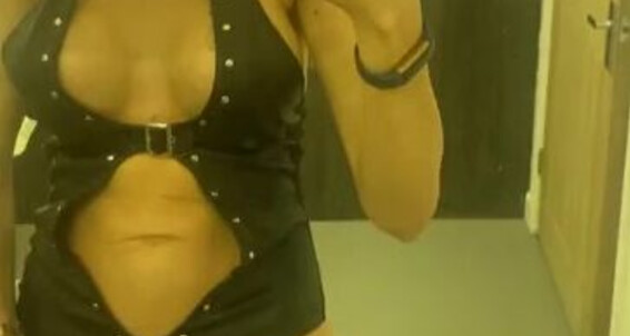 Lady Dark Angel - Onlyfans Morning This Ladydarkangeluk Outfit For