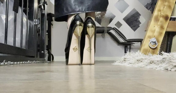 Lady Dark Angel - Shoes6 Onlyfans Ladydarkangeluk