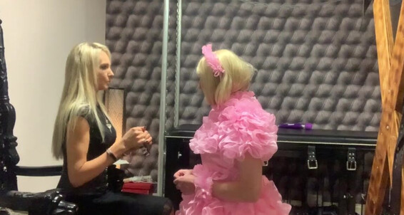 Lady Dark Angel - Watch Day Our Collaring Proud Onlyfans Ladydarkangeluk Permanent