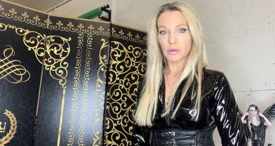 Cover Ladydarkangeluk Onlyfans Who Is Into Just Simply Slave Servitude Who Loves A Bit Of Slave Servitude Or Who Just Loves Fun