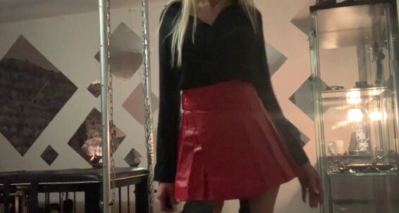 Lady Dark Angel - Likes I Short Skirts Red Who Onlyfans Ladydarkangeluk Do Leather