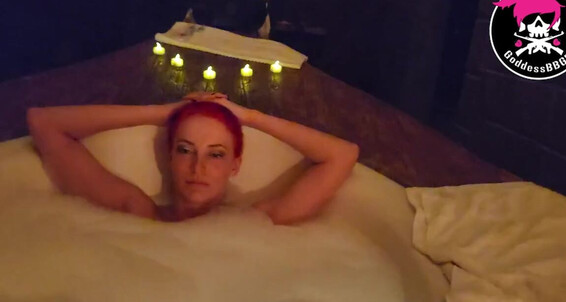 Goddess Bbgrl - Omg Back Tub Goddessbbgrl Vacation That Me Take To Hot Onlyfans