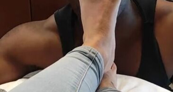 Cover Toesbeforebros Onlyfans A Little Behind The Scenes Foot Worship With Fairtradefeet Her Naked And Bare Toes Were