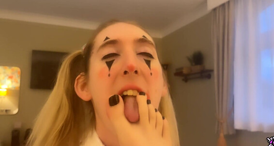 Jessica Bloom - Suggest Hot Clown Bloom Girl Lesbians Slave Jessica Couple Foot Trans Transgender Licking Amateur Lesbian Fetish Les Love Her Worship Lick Feet