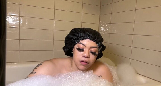 Goddess Yanna - Wants 2024 To Soapy 05 Bath My Aka Amp Join Onlyfans In Who The Yanna Goddess 18 Me Solesofyanna Soles Video
