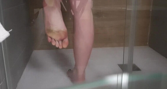 The Foot Queen - Foot Dirty England Aka Queengf90Premium Shower Onlyfans Feet Queen Time The Of